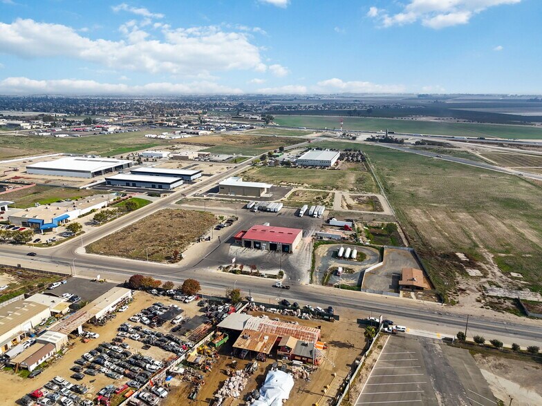 More Photos Of 3550 S K St, Tulare Industrial For Sale