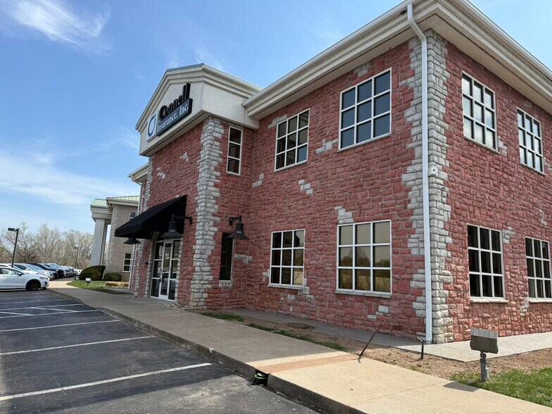 More Photos Of 909 E Republic Rd, Springfield Office For Sale