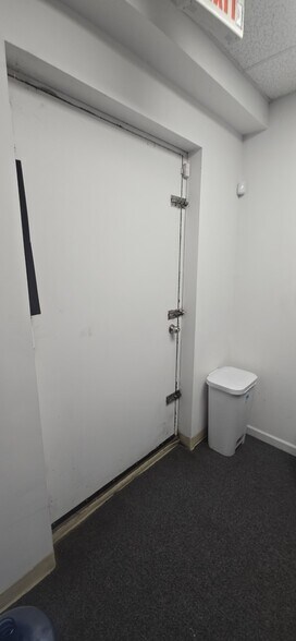 More Photos Of 50 Main St, Hempstead Medical For Lease