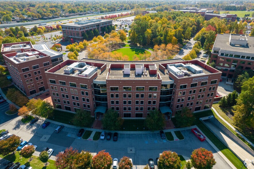 More Photos Of 2 Easton Oval, Columbus Office For Lease