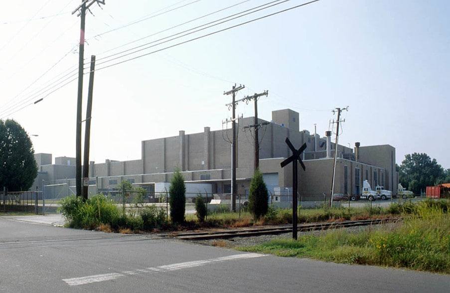 More Photos Of 4825 Hovis Rd, Charlotte Industrial For Sale