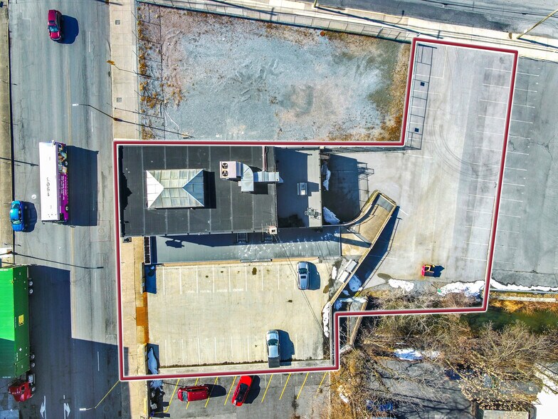 More Photos Of 1006 Market St, Harrisburg Office For Sale
