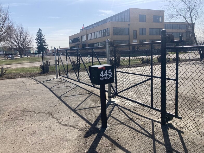 More Photos Of 445 N Findlay St, Dayton Industrial For Lease