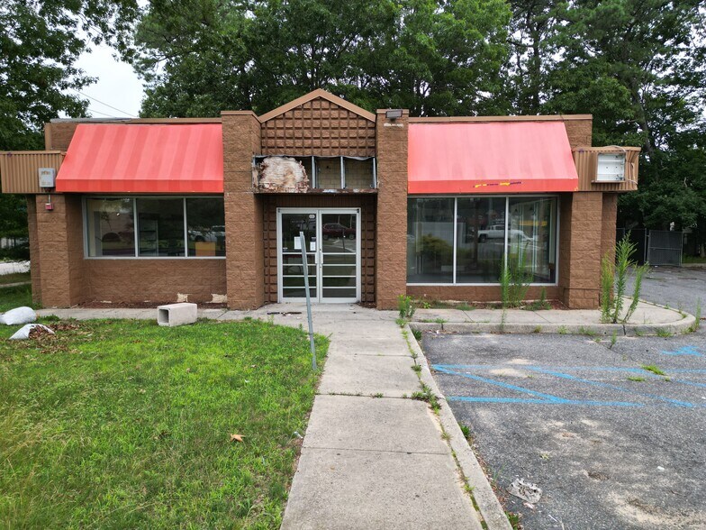 More Photos Of 440 William Floyd Pky, Shirley Restaurant For Sale