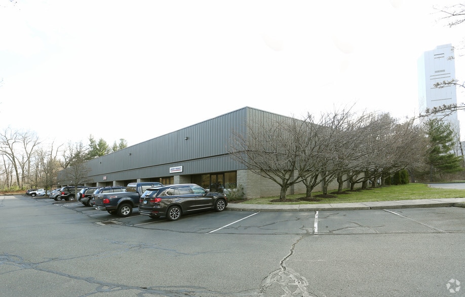 More Photos Of 190 Century Dr, Bristol Light Manufacturing For Lease