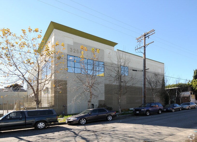Primary Photo Of 3264 Mines Ave, Los Angeles Food Processing For Lease