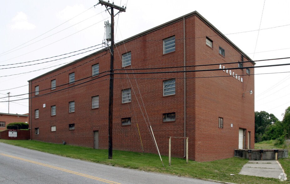 More Photos Of 807 W Ward Ave, High Point Office For Sale