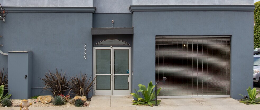 More Photos Of 2229 Barry Ave, Los Angeles Office For Lease