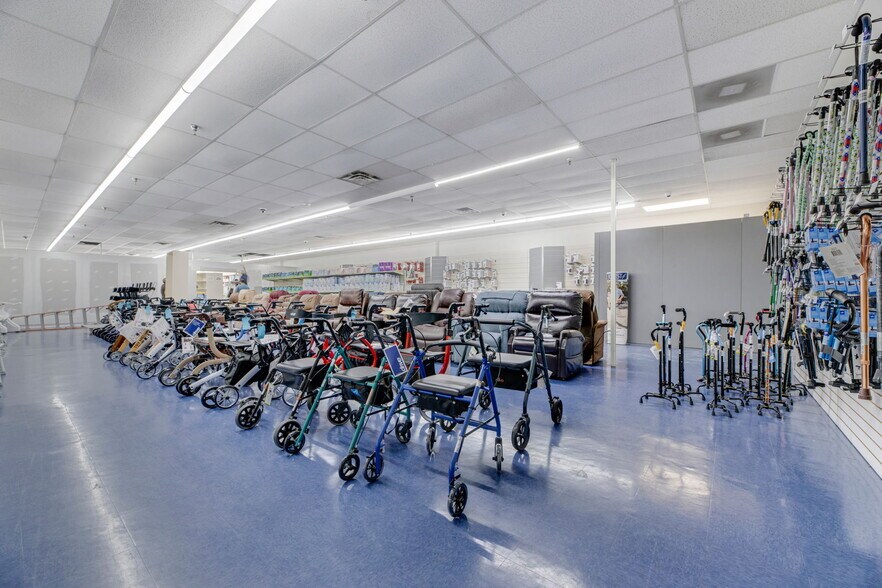 More Photos Of 3100 Branch Ave, Temple Hills Unknown For Lease