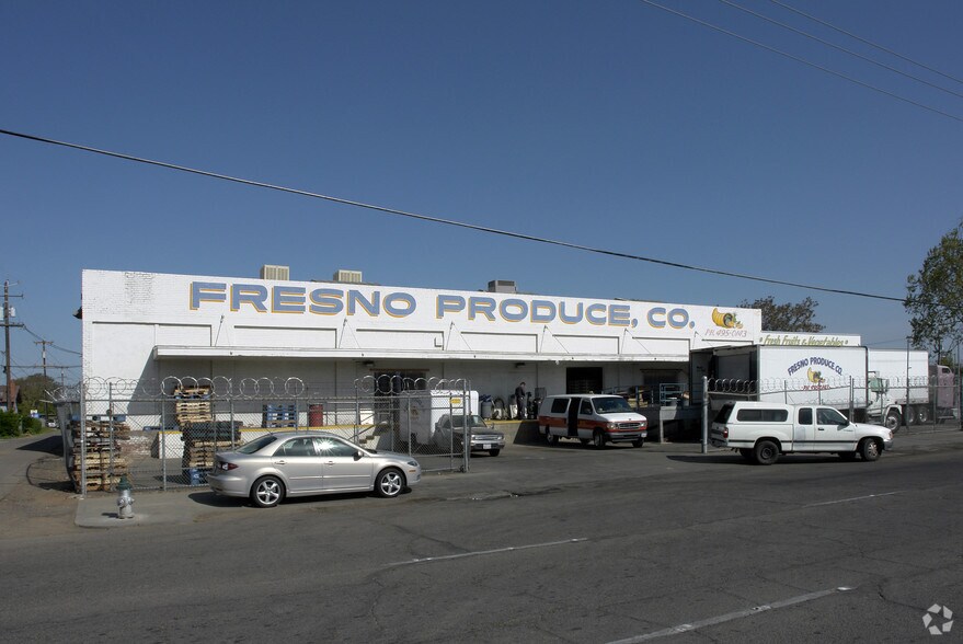 Primary Photo Of 1415 B St, Fresno Distribution For Sale