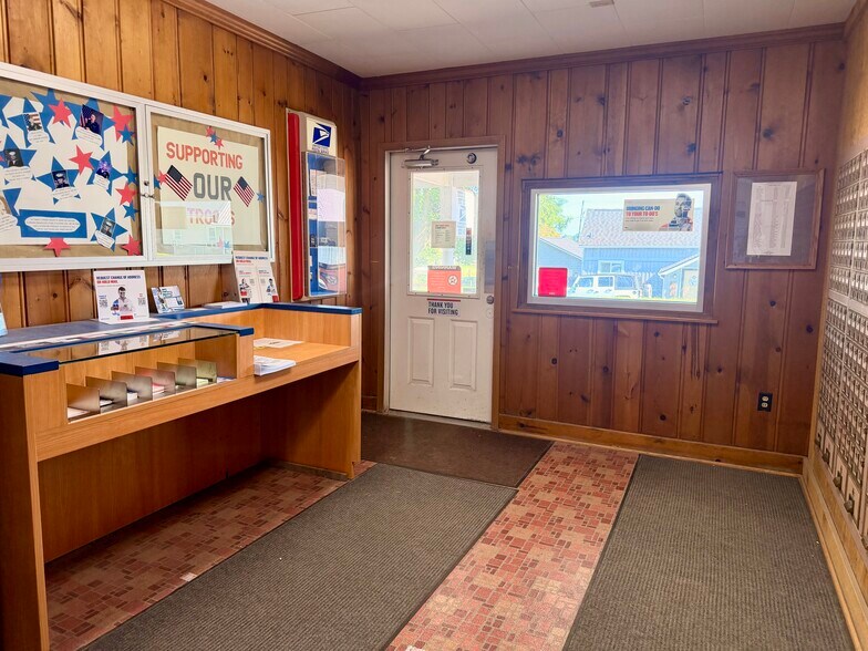 More Photos Of 6686 National Rd SE, Jacksontown Office For Sale