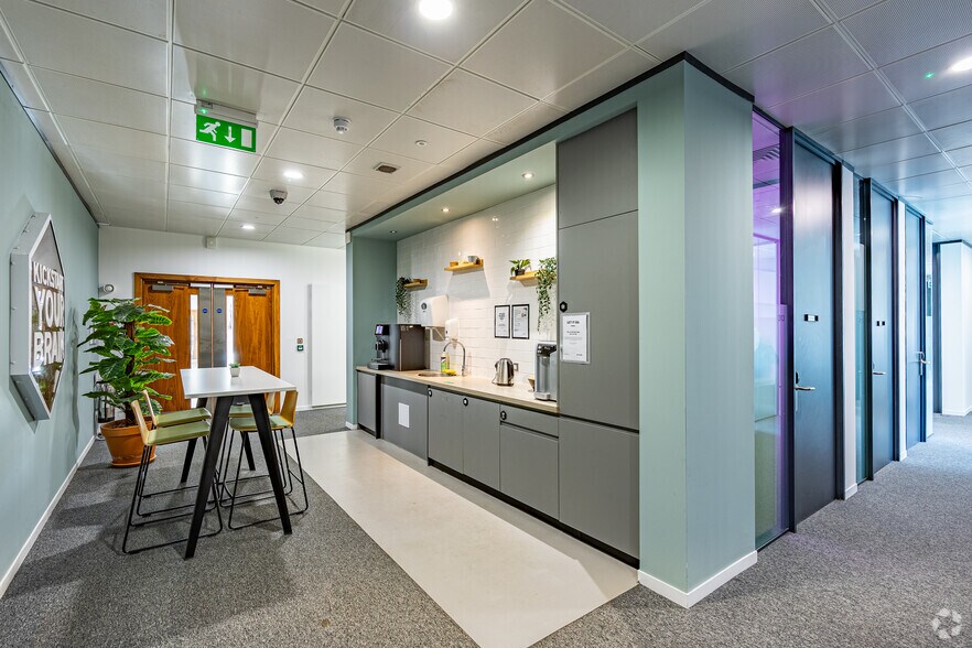 More Photos Of 92-98 Fountainbridge, Edinburgh Coworking Space