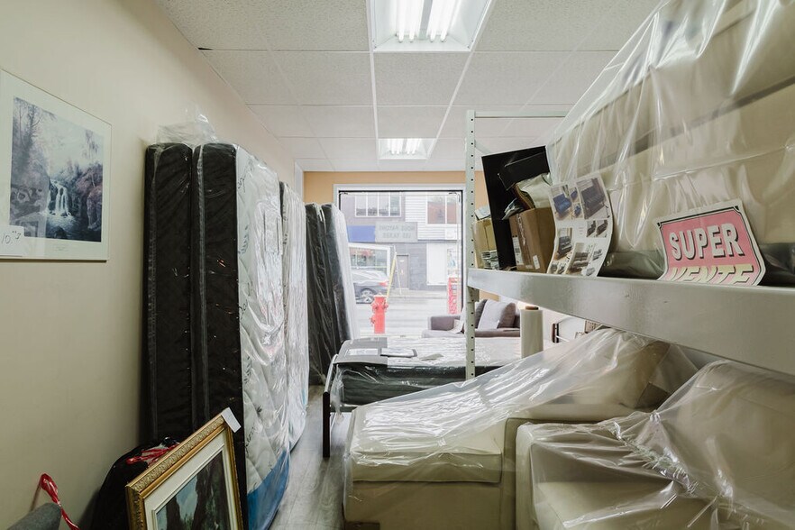 More Photos Of 1805-1807 Rue Beaubien E, Montréal Storefront For Sale