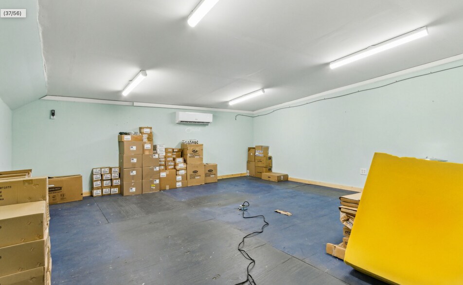 More Photos Of 979 Point Peter Rd, Saint Marys Warehouse For Sale