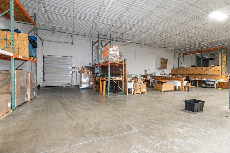 More Photos Of 161 Remington Blvd, Ronkonkoma Warehouse For Sale