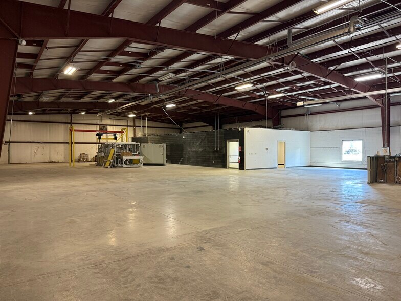More Photos Of 1010 Brice St, Newark Warehouse For Sale