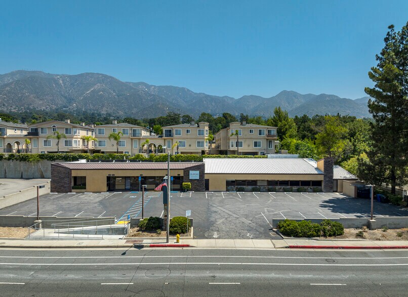 Primary Photo Of 2943-2947 Foothill Blvd, La Crescenta Medical For Lease