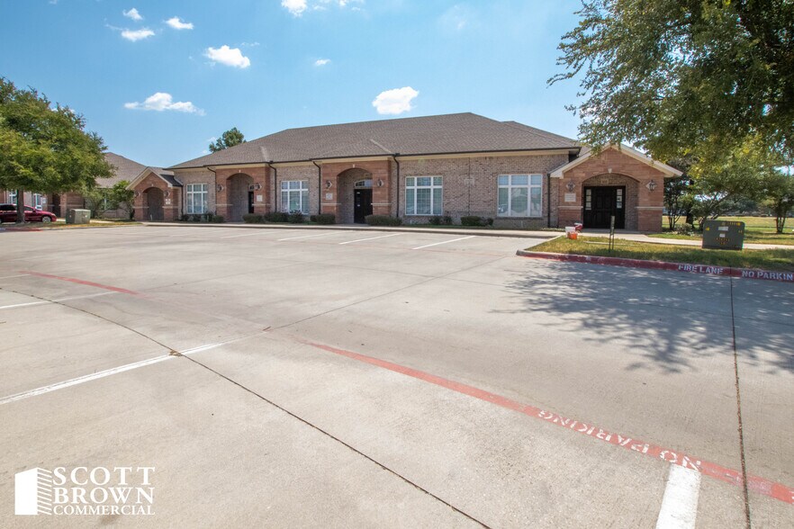 Primary Photo Of 860 Hebron Pky, Lewisville Office For Lease