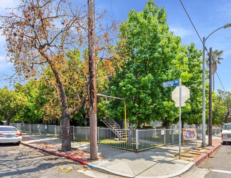 More Photos Of 2202-2208 Michigan Ave, Los Angeles Apartments For Sale