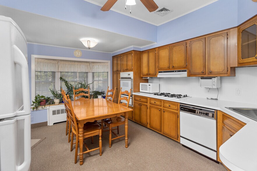 More Photos Of 173 N Main St, Milltown Storefront Retail Residential For Sale