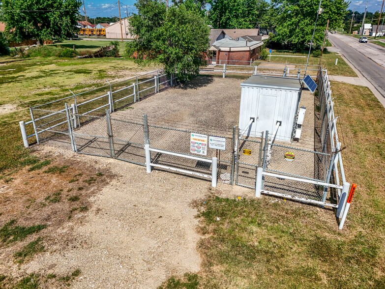 More Photos Of 1610 W 6th Ave, El Dorado General Retail For Sale