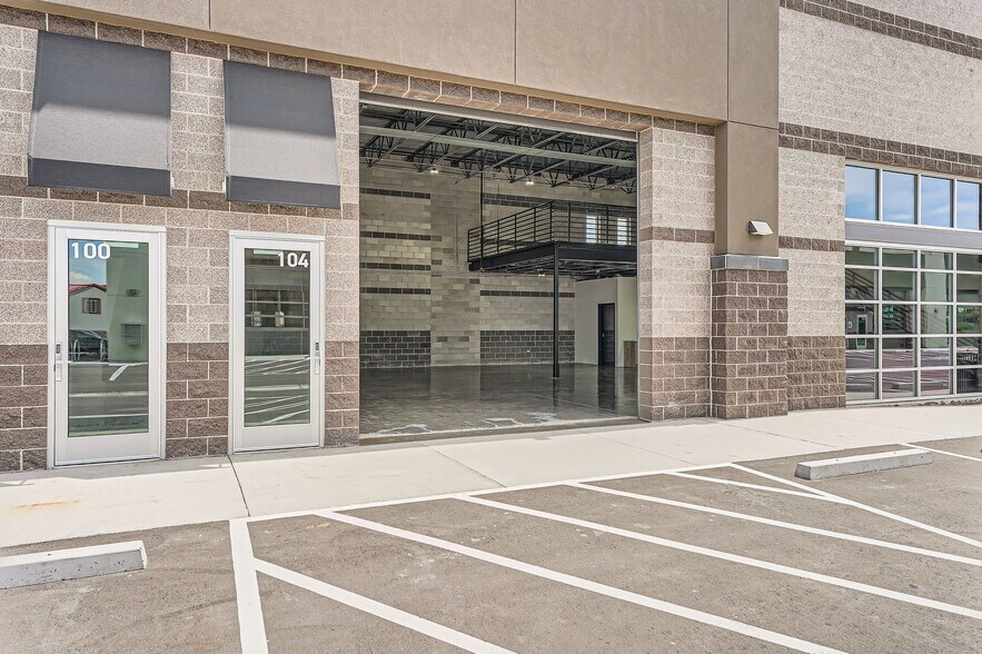 More Photos Of 10264 Dransfeldt Pl, Parker Showroom For Sale