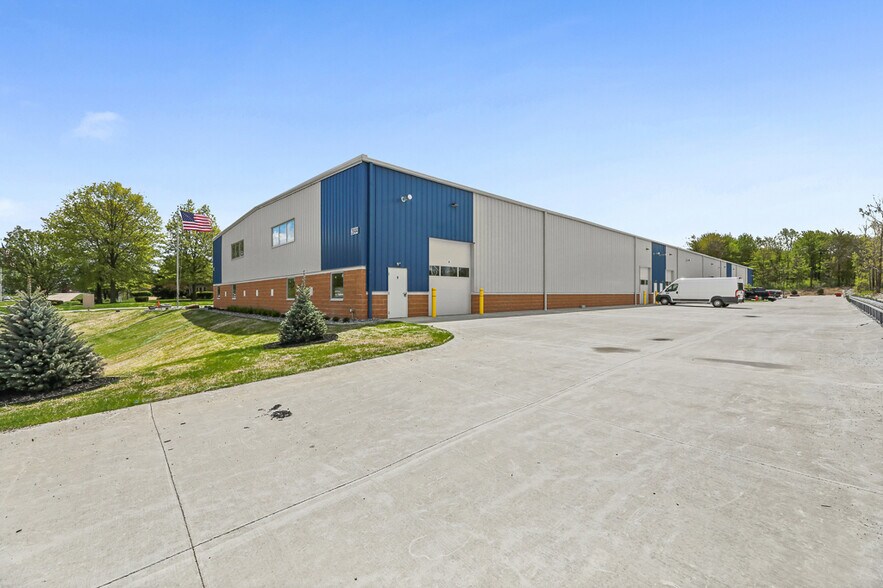 More Photos Of 2844 Westway Drive, Brunswick Warehouse For Lease