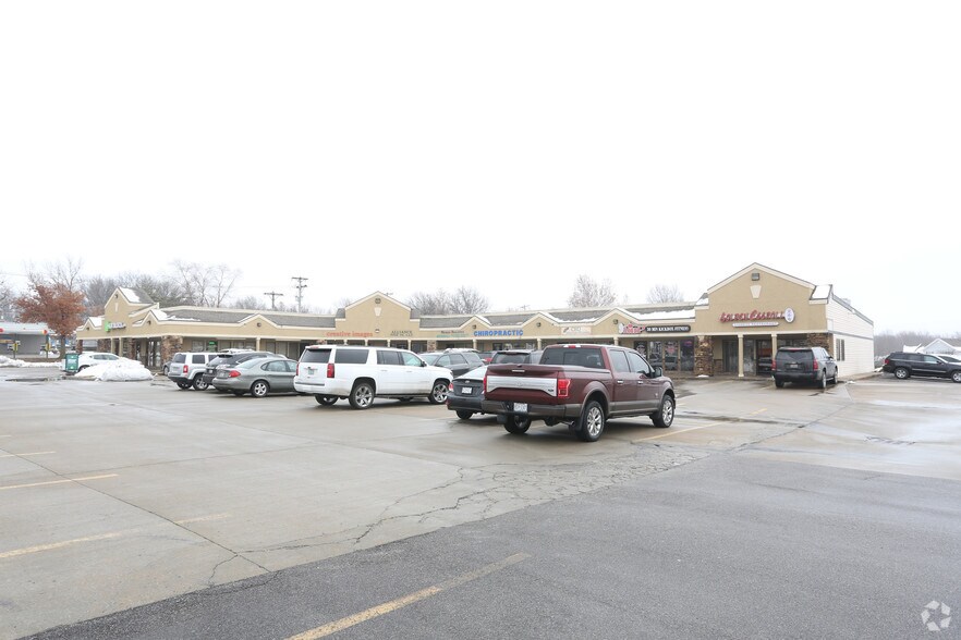 More Photos Of 1412 SW 7 Hwy, Blue Springs Unknown For Lease