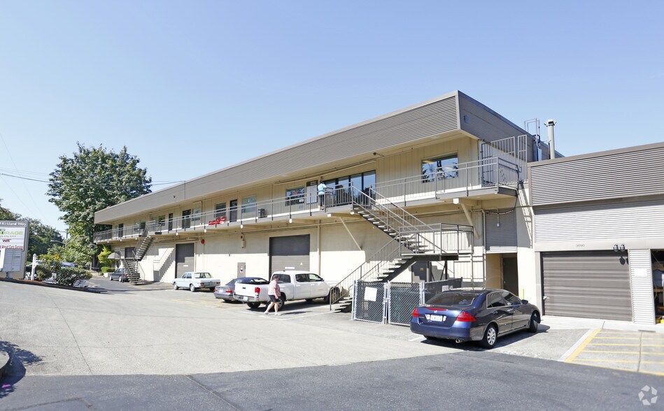 Primary Photo Of 11200 Kirkland Way, Kirkland Flex For Sale