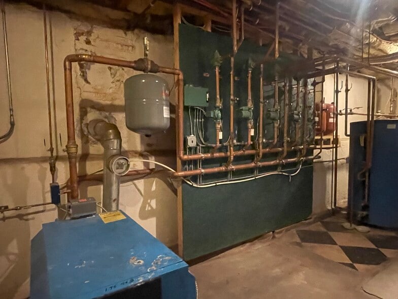 More Photos Of 141 Bellemonte Ave, Hawley Apartments For Sale