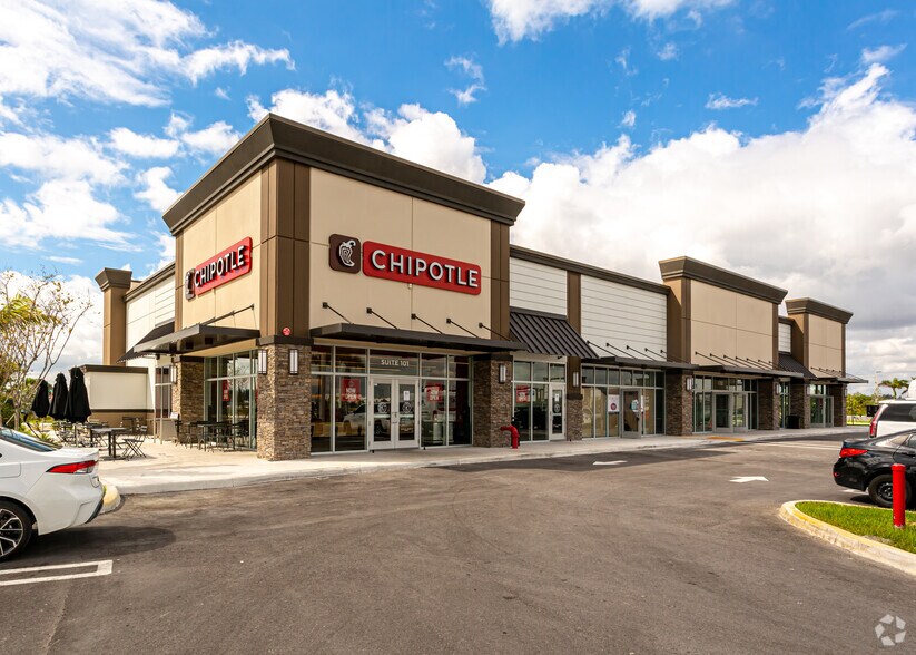 Primary Photo Of 1700 NW 117th Plz, Miami General Retail For Lease