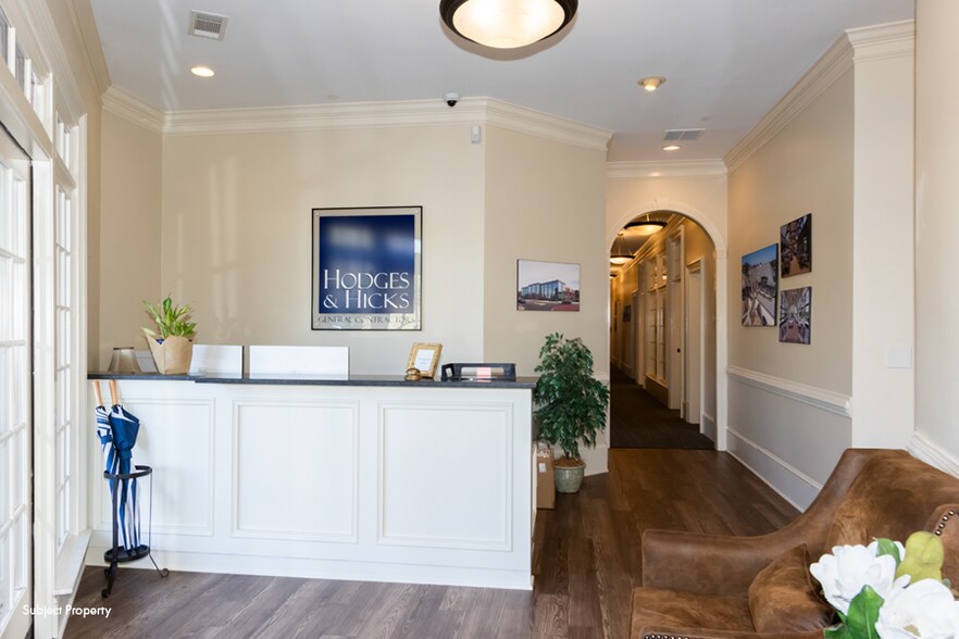 More Photos Of 1085 Old Roswell Rd, Roswell Office For Sale