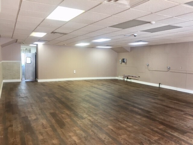 More Photos Of 186 Terry Rd, Smithtown Restaurant For Sale