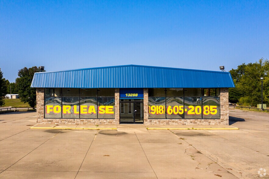 More Photos Of 13288 S Memorial Dr, Bixby Auto Dealership For Sale