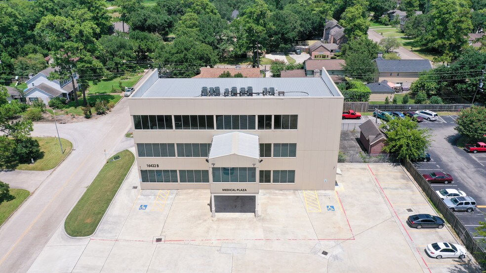 More Photos Of 16422 Stuebner Airline Rd, Spring Medical For Lease