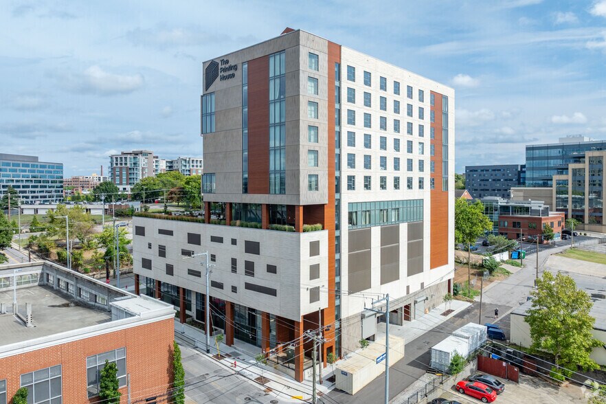 More Photos Of 501 3rd Ave S, Nashville Hotel For Lease