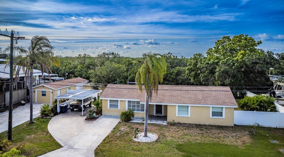 More Photos Of 3225 W Shell Point Rd, Ruskin Apartments For Sale