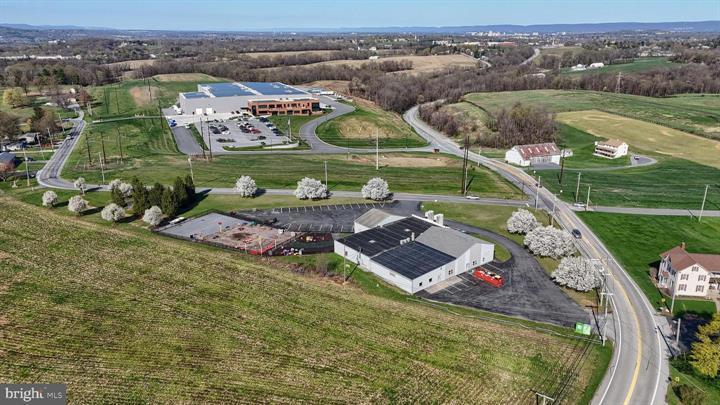 More Photos Of 1963 Oberlin Rd, Harrisburg Warehouse For Sale