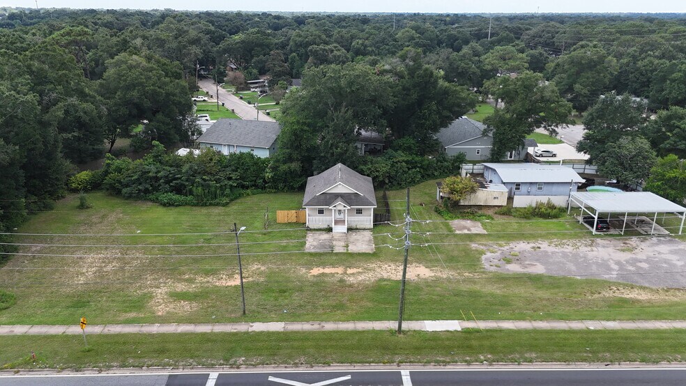 More Photos Of 701, 703, 795 Beverly Pky, Pensacola Land For Sale