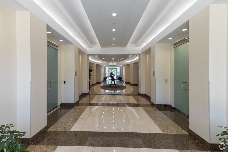 More Photos Of 3436 Toringdon Way, Charlotte Unknown For Lease