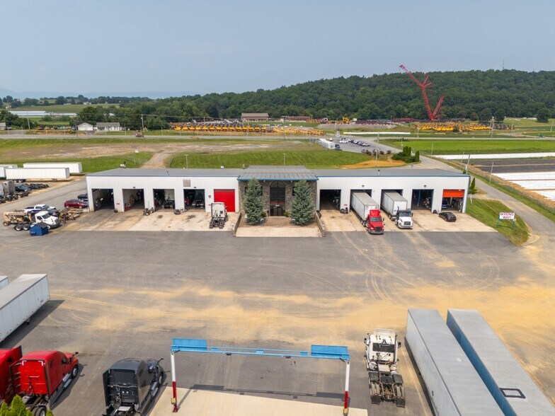 More Photos Of 26 Truck Tech Way, Shippensburg Auto Dealership For Sale