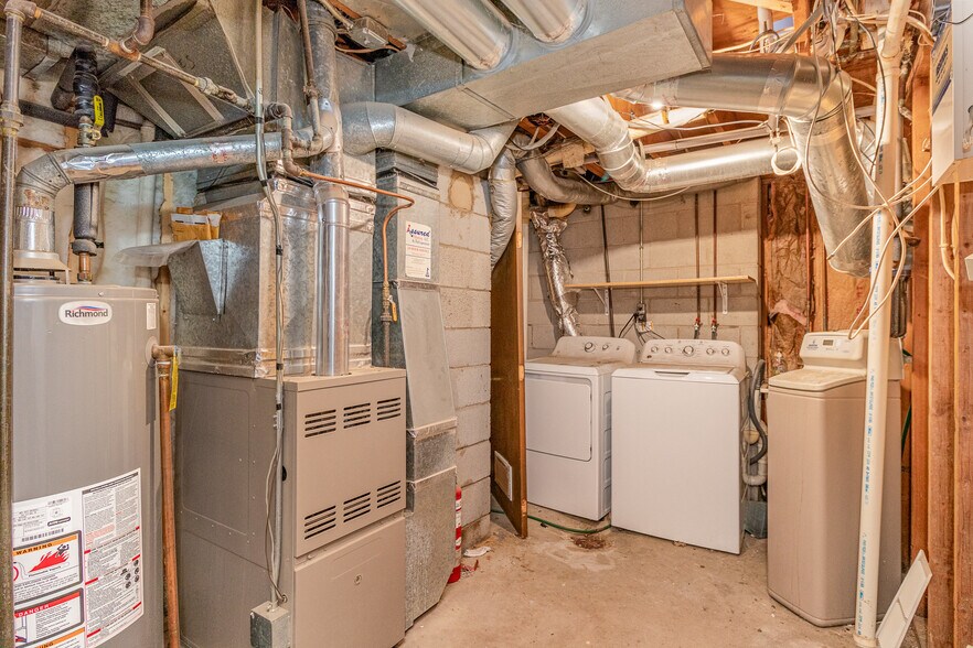 More Photos Of 13960 Lake Dr NE, Forest Lake Industrial For Sale