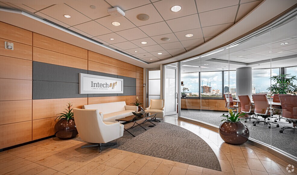 Photo of 9th Floor Ste 900