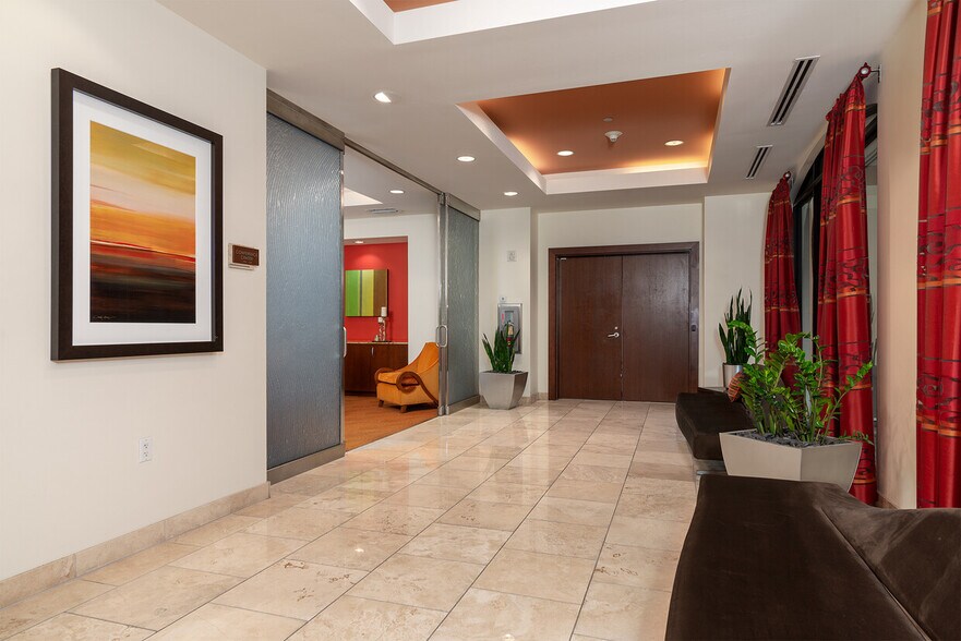 More Photos Of 6803 E Main St, Scottsdale Apartments For Sale