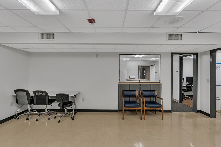 More Photos Of 1212 Clinic Dr, Tyler Healthcare For Sale