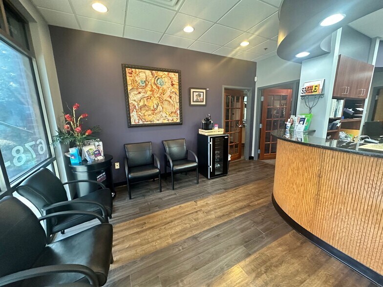 More Photos Of 342 N Main St, Alpharetta Office For Lease