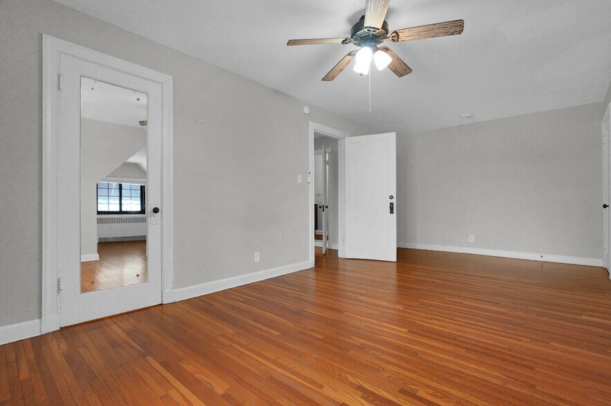 More Photos Of 2208 Arlington Ave, Columbus Apartments For Sale