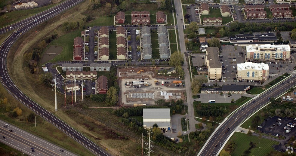 More Photos Of 3880 Rensch Rd, Amherst Hotel For Sale