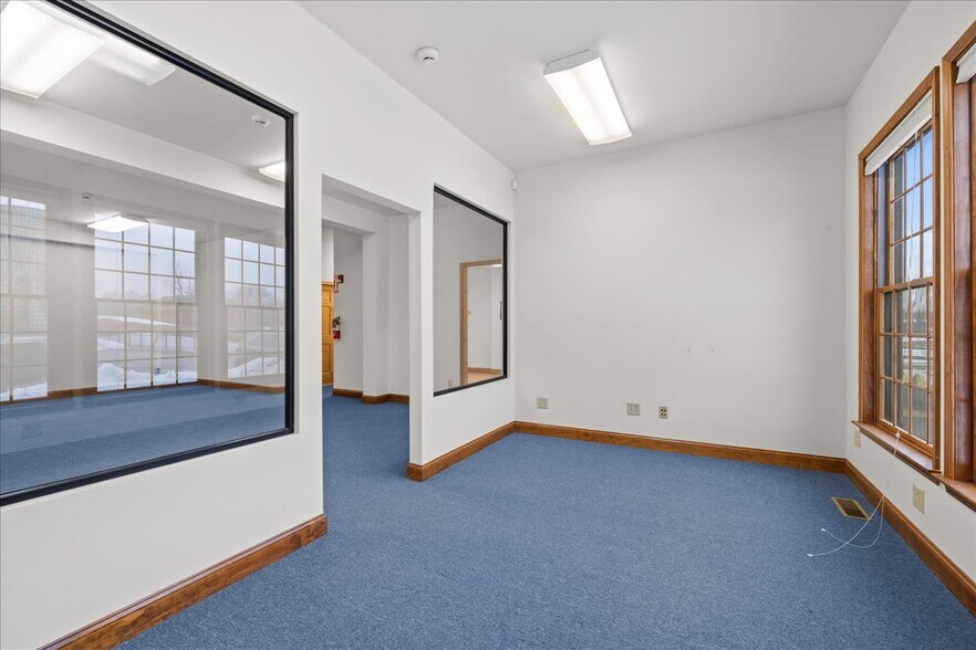 More Photos Of 100 Egbertson Rd, Campbell Hall Loft Creative Space For Lease