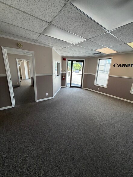 More Photos Of 725 S Church St, Murfreesboro Loft Creative Space For Sale